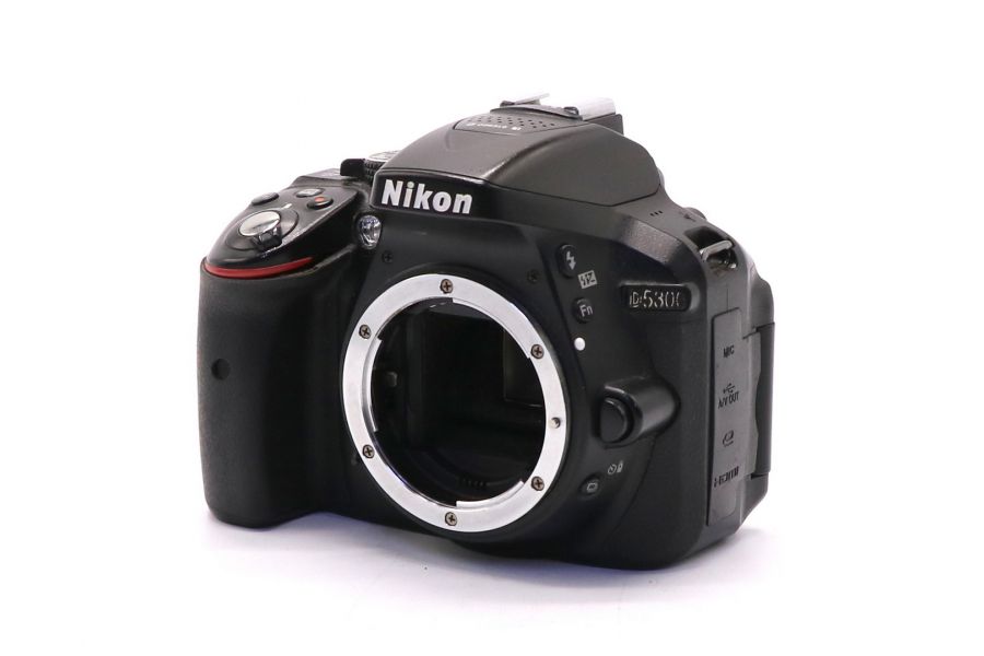Nikon D5300 body (пробег 49675 кадров)