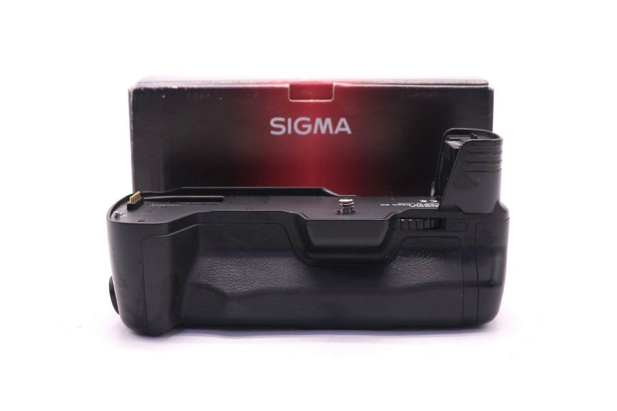Батарейная ручка Sigma Power Pack SD в упаковке