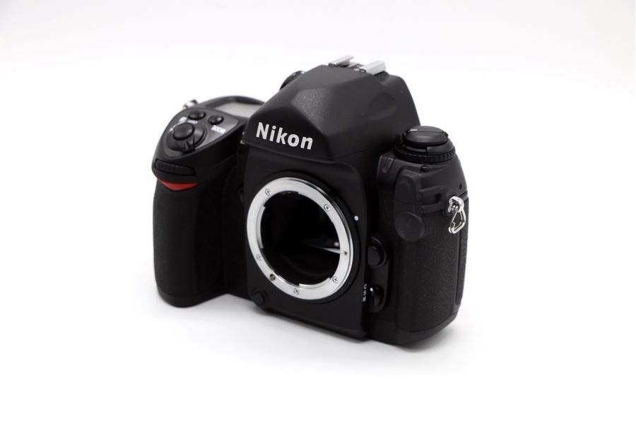 Nikon F6 body однообъективная зеркальная камера