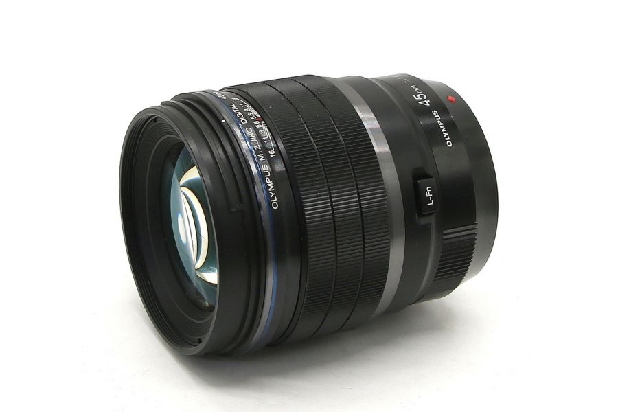 Olympus ED 45mm f/1.2 Pro