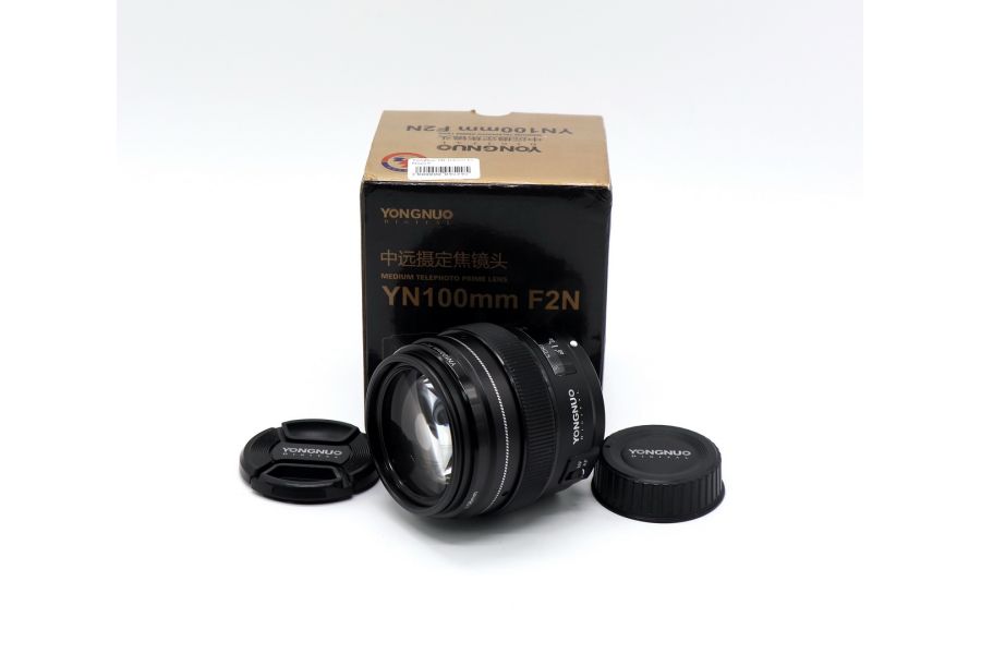 YongNuo YN 100mm f/2 Nikon F