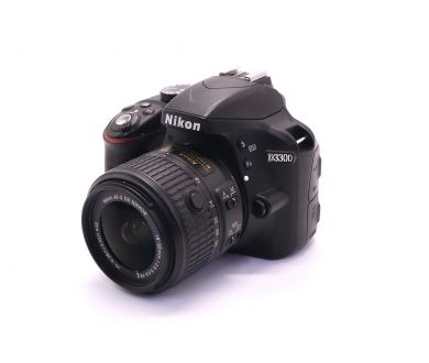 Nikon D3300 kit (пробег 3515 кадров)