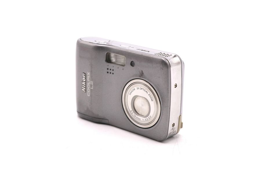 Компактная цифровая фотокамера Nikon Coolpix L2