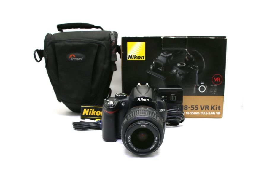 Nikon D5000 kit в упаковке (пробег 44510 кадров)