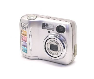 Nikon Coolpix 3200