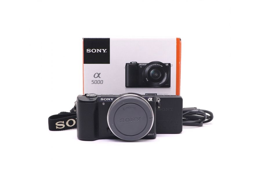 Sony a5000 body в упаковке (пробег 3855 кадров)