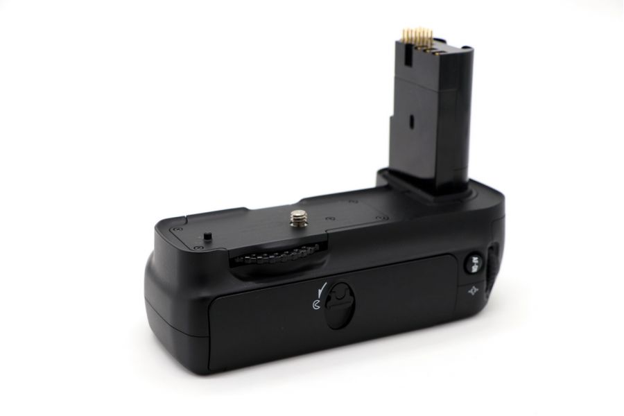 Батарейная ручка Nikon MB-D200 б/у