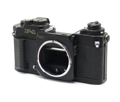 Canon F-1 body (Japan, 1981)