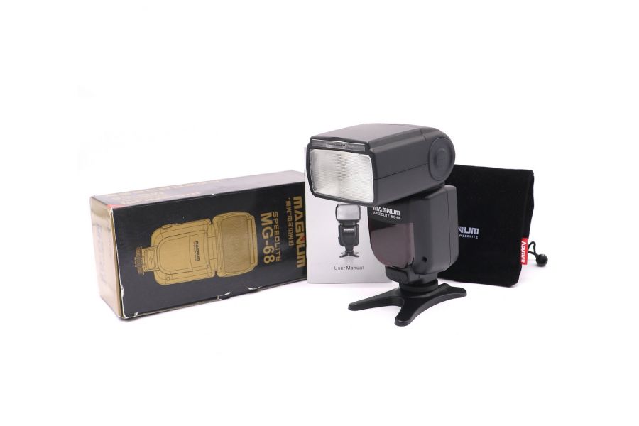 Фотовспышка Magnum Speedlite MG-68