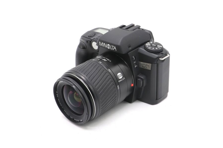 Minolta Dynax 60 kit 28-100mm