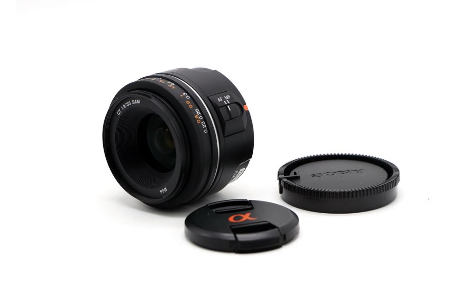 Sony DT 35mm f/1.8 SAM SAL35F18