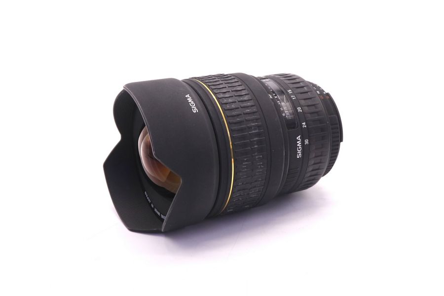 Sigma AF 15-30mm f/3.5-4.5 EX DG Aspherical for Nikon F (Japan)