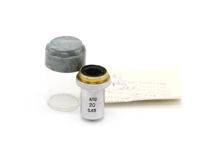 Объектив микроскопа ЛОМО 20х0,65 ОМ-21