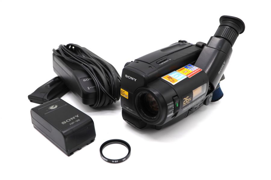 Видеокамера Sony CCD-TR402E