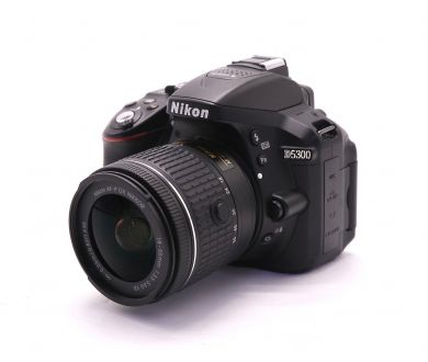 Nikon D5300 kit (пробег 8005 кадров)