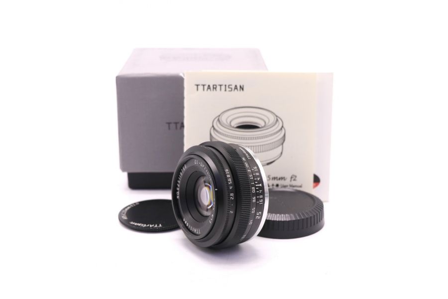 Объектив TTArtisan 25mm f/2 Fujifilm X в упаковке