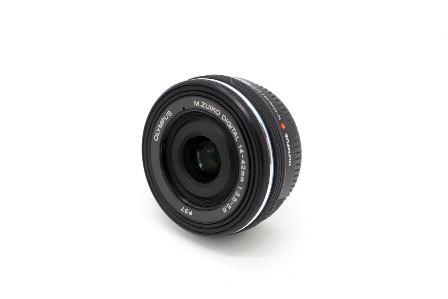 Olympus M.Zuiko Digital 14-42mm f/3.5-5.6 черный