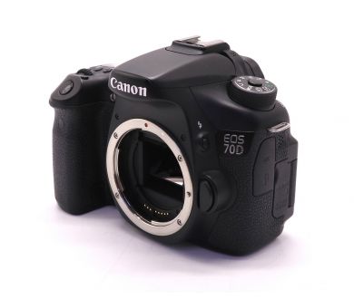 Canon EOS 70D body (пробег 15500 кадров)