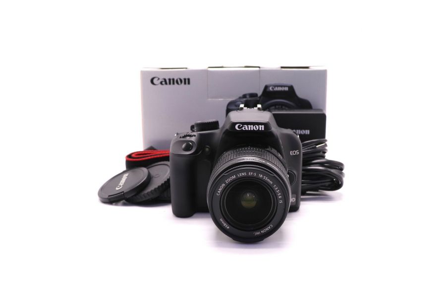 Canon EOS 1000D kit в упаковке (пробег 3540 кадров)