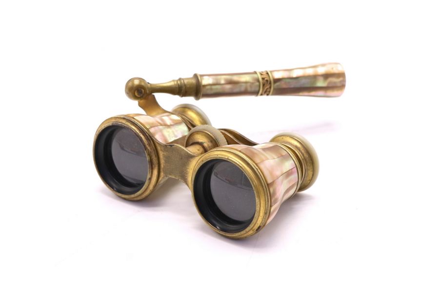 Бинокль театральный перламутровый 