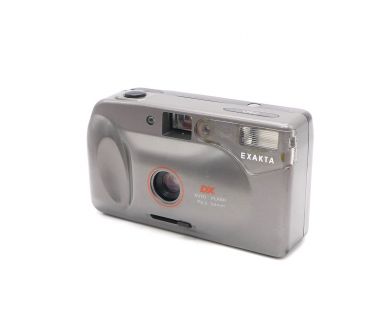 Exakta DX Auto Flash 750