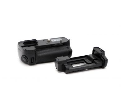 Батарейная ручка Nikon MB-D11