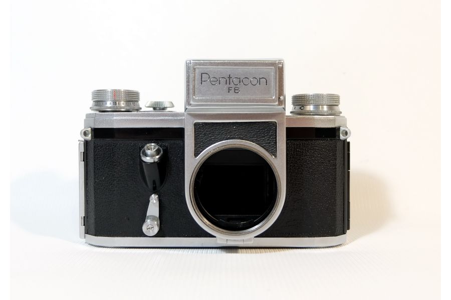 Pentacon FB body (Germany, 1957)