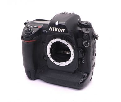 Купить Nikon D2H body (пробег 60140 кадров) Nikon D2H body (пробег 60140 кадров)