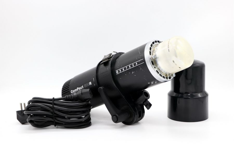 Импульсный моноблок-вспышка Profoto compact 600R