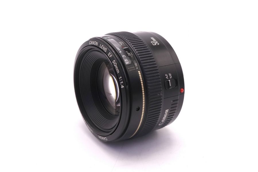 Canon EF 50mm f/1.4 USM (Japan, 2015)