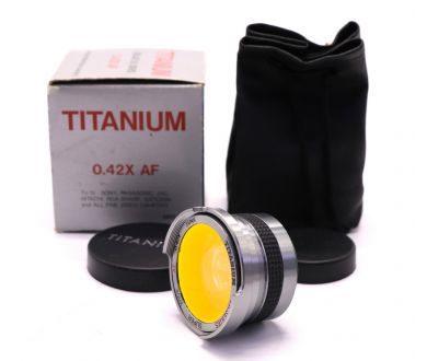 Конвертер Titanium I.R. Series Super Wide AF 0.42X Japan в упаковке