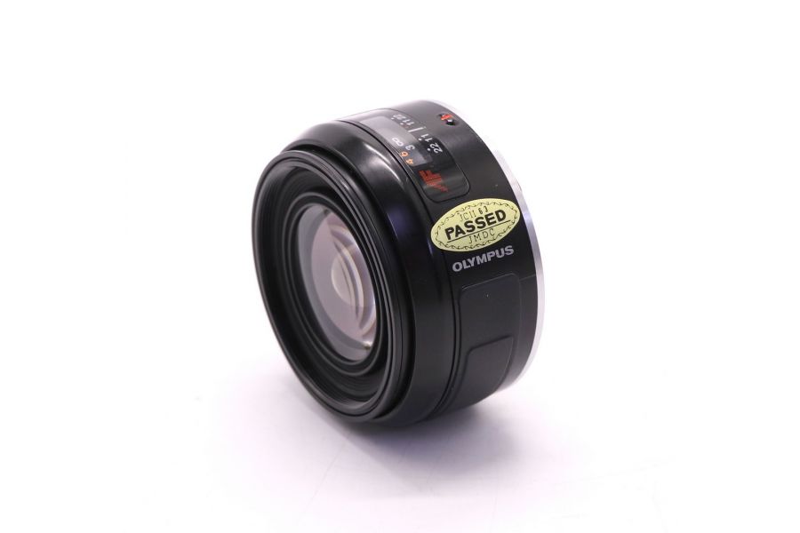 Olympus 28mm f/2.8 AF для автофокусных пленочных зеркальных