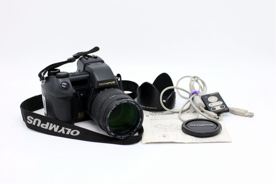 Olympus E-20 Camedia (Japan. 2002)