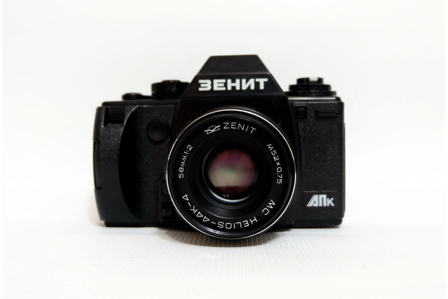 Редкий фотоаппарат Зенит АПК + Гелиос-44К-4 2/58