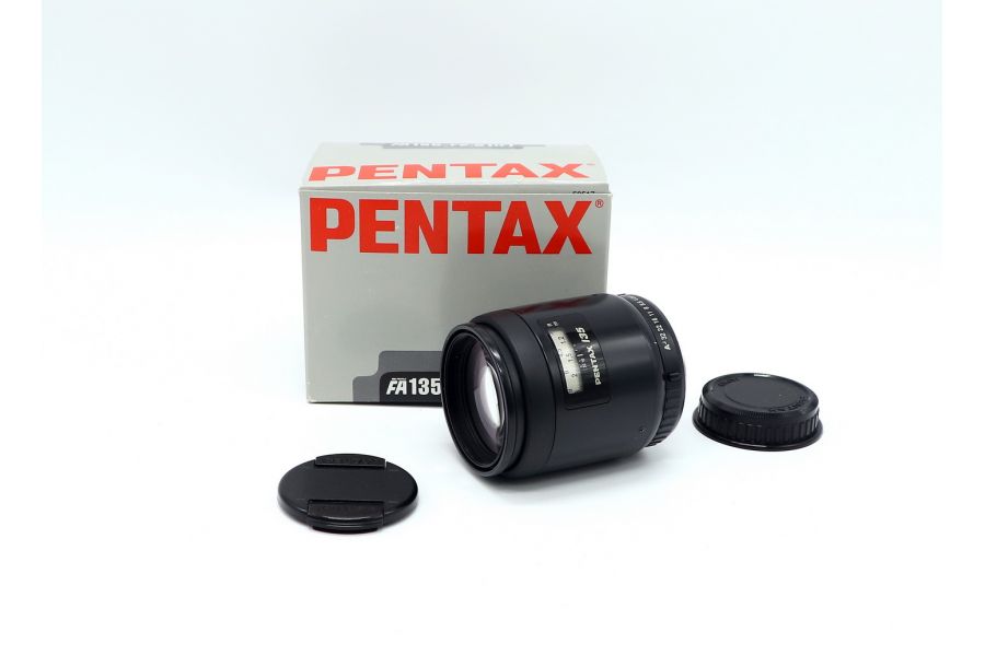 Pentax-FA 135mm f/2.8 в упаковке