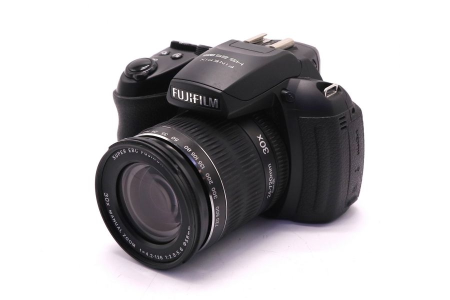 Fujifilm FinePix HS25EXR 