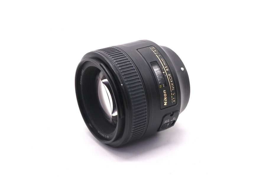 Nikon 85mm f/1.8G AF-S Nikkor (China, 2013)