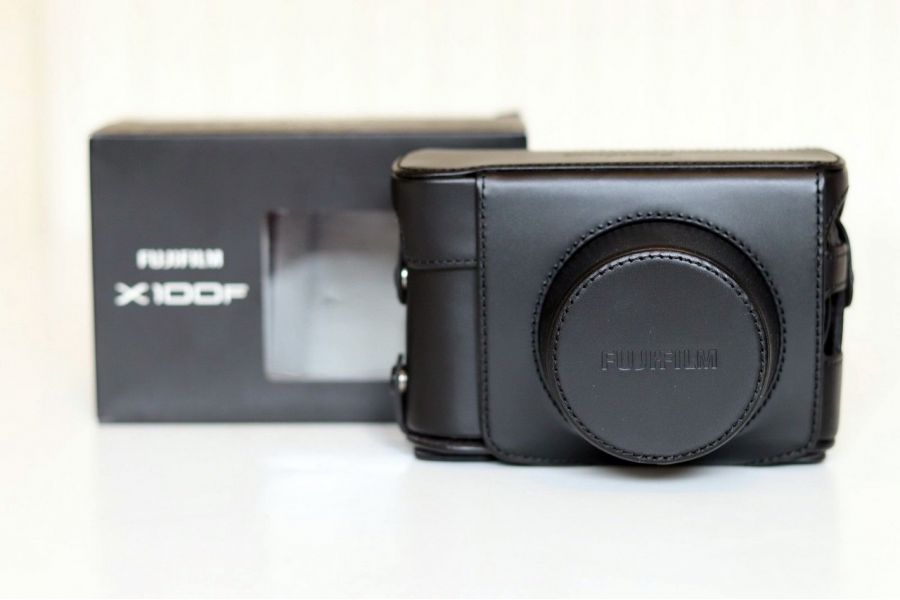 Чехол кожаный LC-X100F Fujifilm X100F оригинал