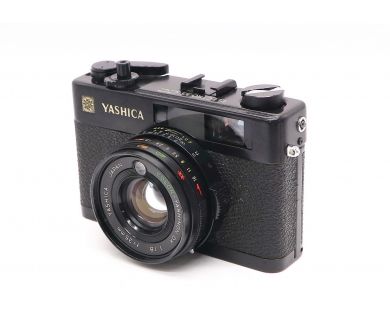 Yashica Electro 35 CC (Japan)