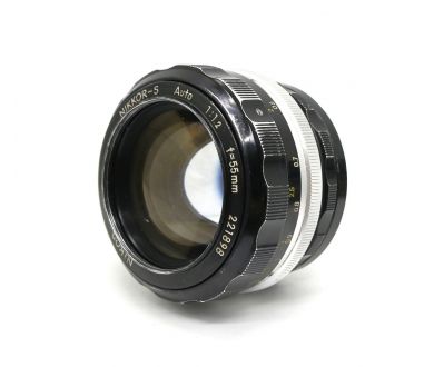 Nikon 55mm f/1.2 Nikkor-S Auto (Japan, 1965)