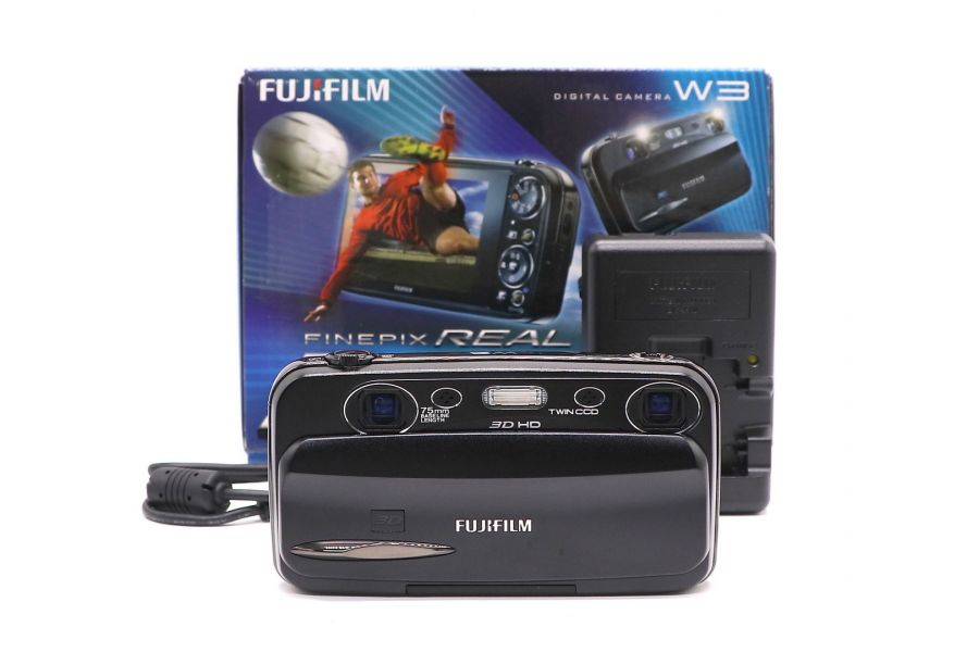 Fujifilm FinePix Real 3D W3 в упаковке new