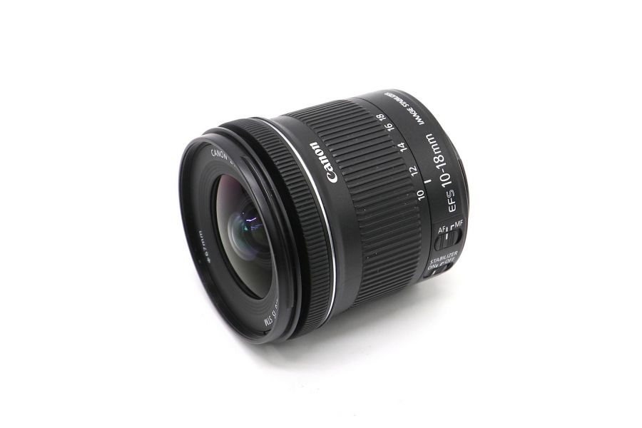 Объектив Canon EF-S 10-18mm 4.5-5.6 IS STM