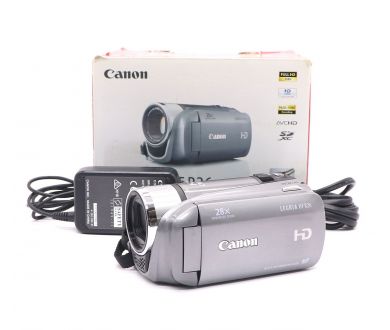 Видеокамера Canon LEGRIA HF R26 в упаковке