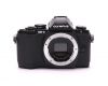 Olympus OM-D E-M10 body в упаковке (пробег 1850 кадров)