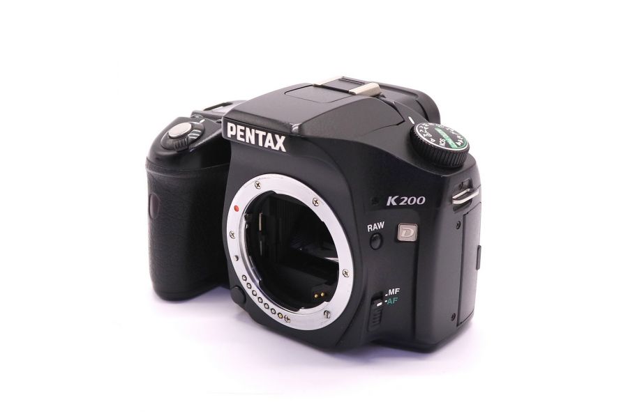 Pentax K200D body (пробег 31895 кадров)