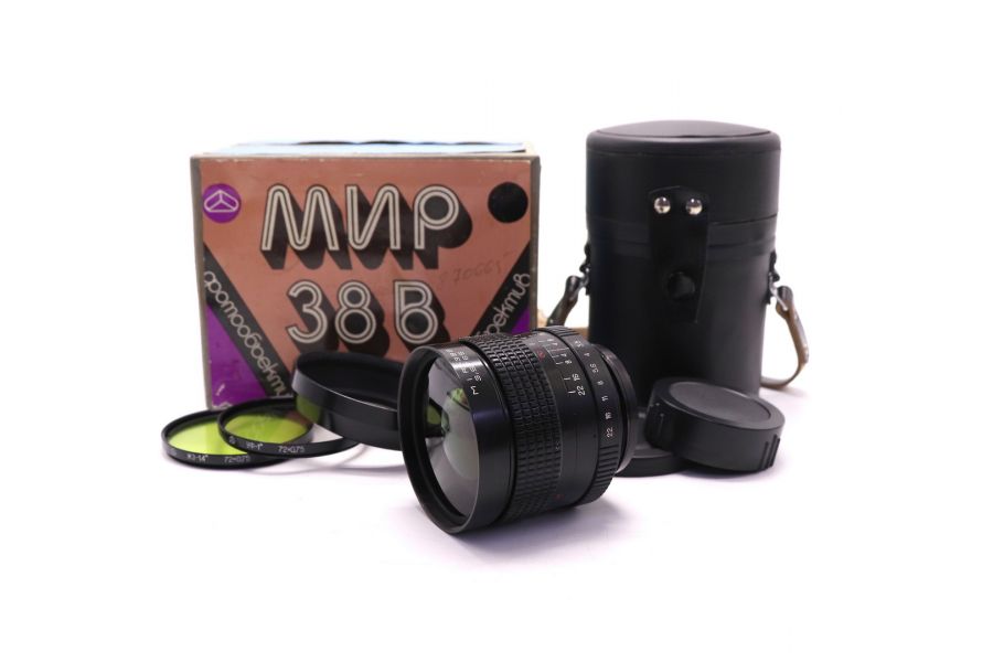 Широкоугольный объективи Мир-38В 3.5/65 в упаковке
