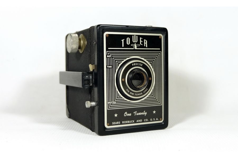 Tower One Twenty (USA, 1952)