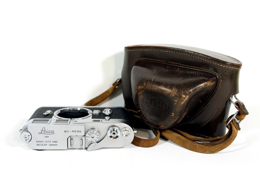Leica M3 + Summicron 2/50 (Germany, 1955)