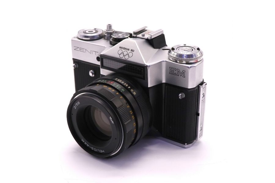 Зенит ЕМ silver Москва 80 kit (КМЗ,1978)