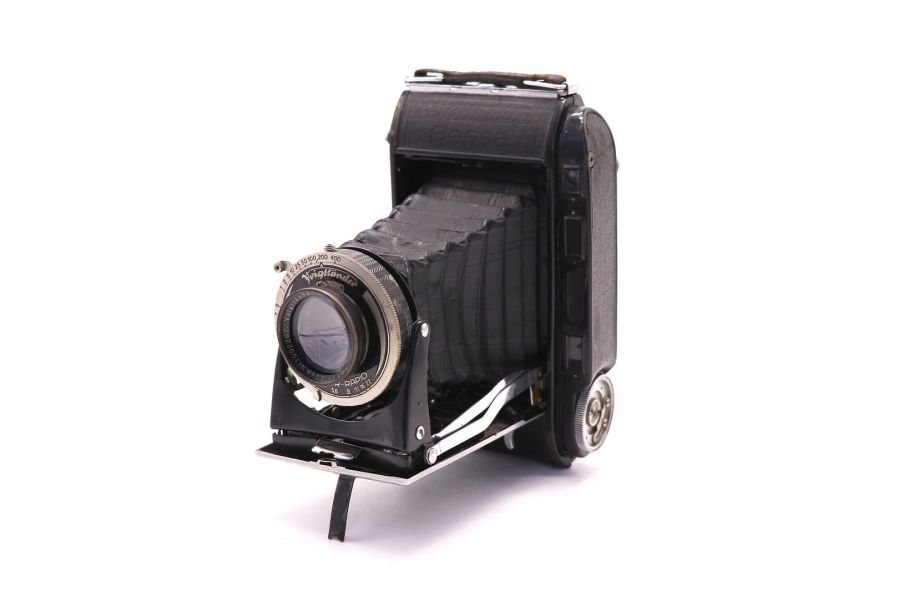 Voigtlander Bessa + Voigtlander Braunschweig Heliar f/3.5 105mm